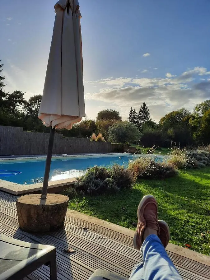 Holiday home Gite De L'Ane Papillon-3 Chb- Piscine-Jardin Saint-Cirq-Souillaguet