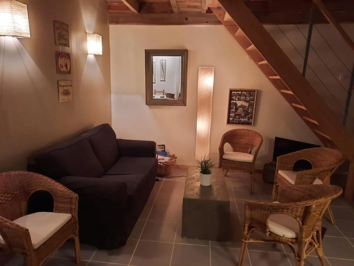 Gite De L'Ane Papillon-3 Chb- Piscine-Jardin Saint-Cirq-Souillaguet 0*,