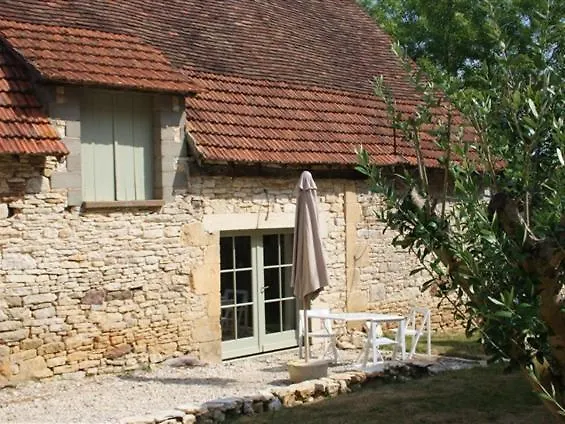 Holiday home Gite De L'Ane Papillon-3 Chb- Piscine-Jardin Saint-Cirq-Souillaguet