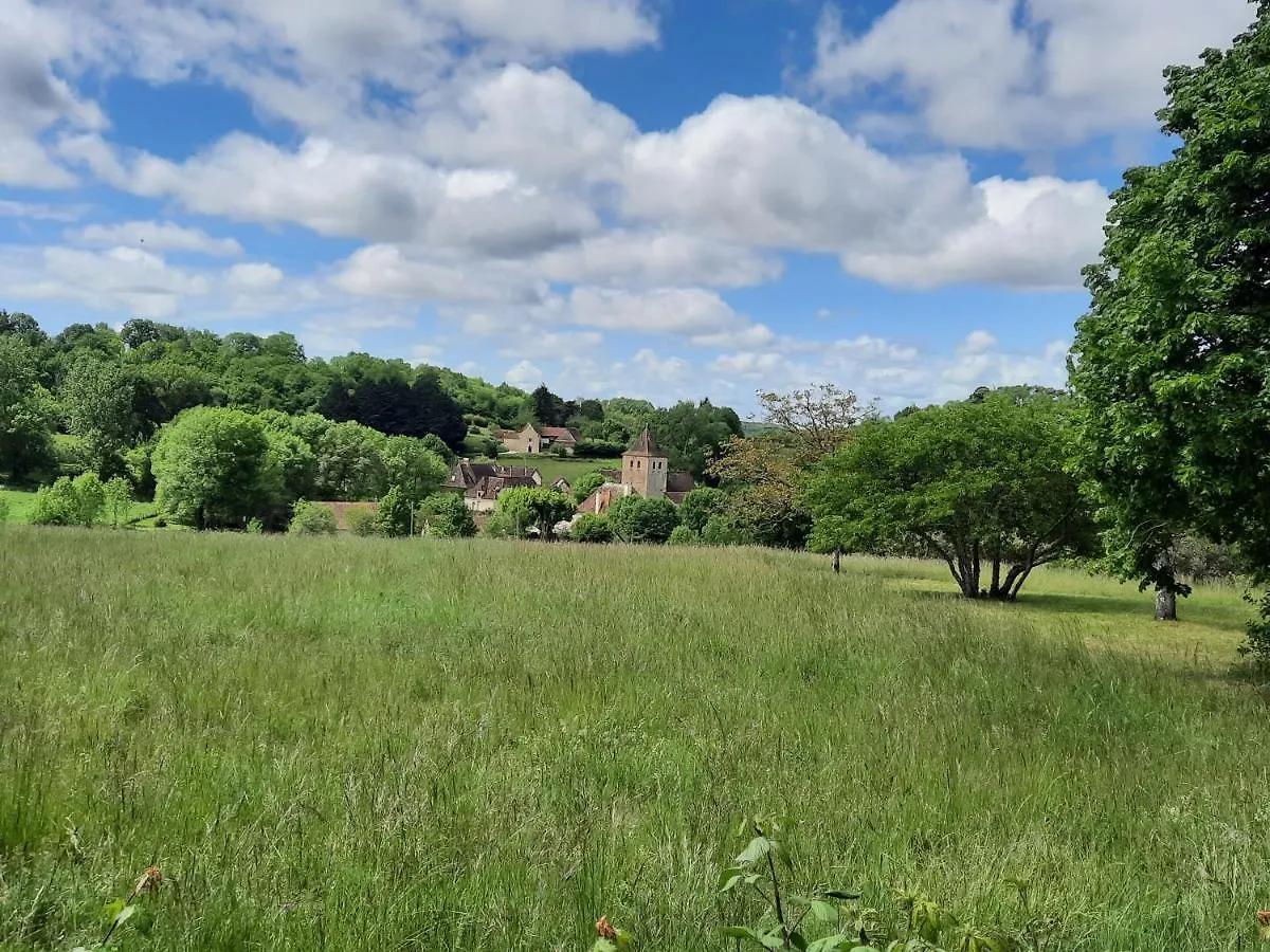 Holiday home Gite De L'Ane Papillon-3 Chb- Piscine-Jardin Saint-Cirq-Souillaguet France